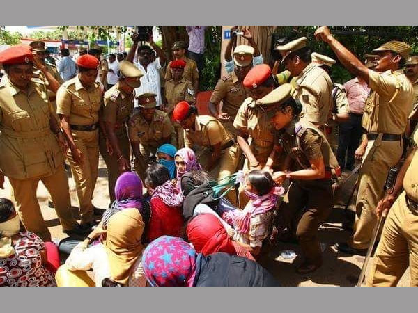 পণ্ডিচেরিতে 'হোক কলরব'