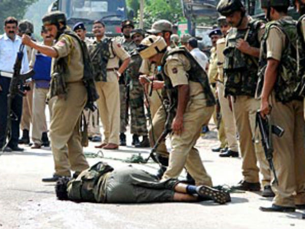 আত্মবিশ্বাস ভাঙছে নাভেদের