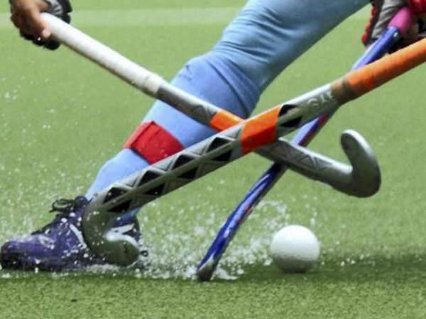 ব্যান হকি খেলোয়াড় ব্যান হকি খেলোয়াড়