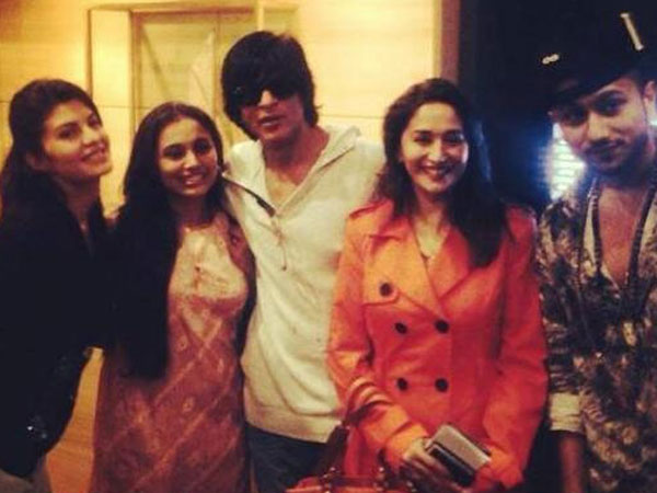 বলি সুন্দরীদের মাঝে বাদশা বলি সুন্দরীদের মাঝে বাদশা