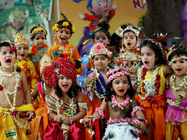 শুভ জন্মাষ্টমী শুভ জন্মাষ্টমী