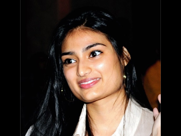 তৈরি আথিয়া তৈরি আথিয়া