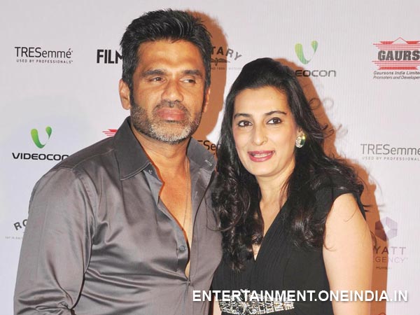 সুনীল শেঠি- মানা শেঠি