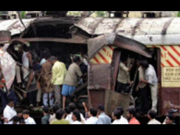 মুম্বইয়ের লোকাল ট্রেন বিস্ফোরণে সাজা ঘোষণা