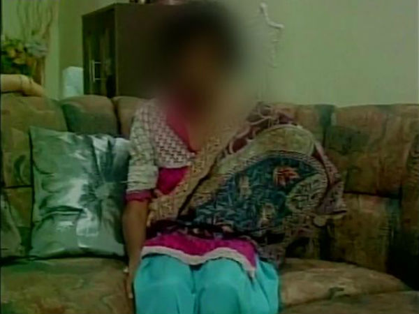 নাবালিকা নির্য়াতন