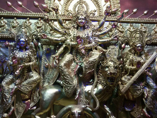 সোনালী দুর্গা সোনালী দুর্গা