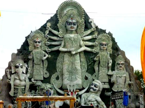 বিতর্কে জেরবার সবচেয়ে বড় দুর্গা