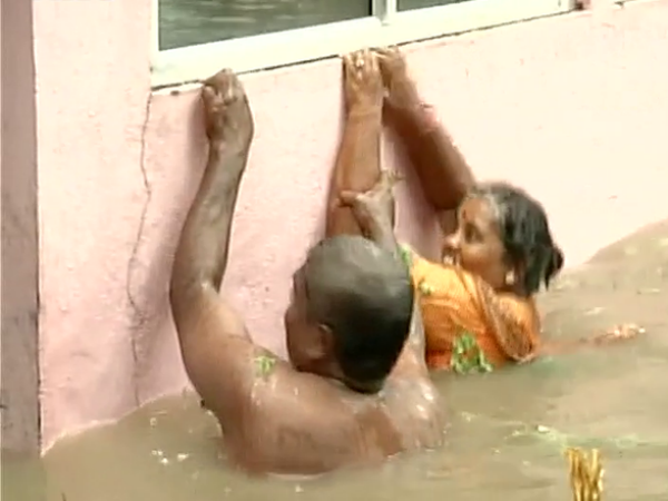 বাঁচার চেষ্টা