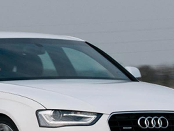 রেড রোডে নম্বর প্লেটহীন গাড়ির ধাক্কায় সেনা অফিসারের মৃত্যু রেড রোডে নম্বর প্লেটহীন গাড়ির ধাক্কায় সেনা অফিসারের মৃত্যু