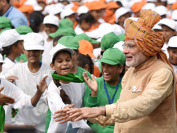 বিভিন্ন দেশকে আমন্ত্রণ
