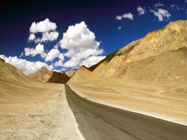 ম্যাগনেটিক হিল