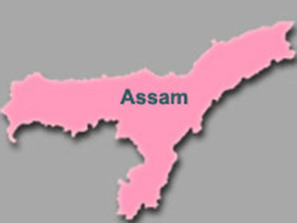 বিজেপির দলীয় কার্যালয়ের সামনে বিস্ফোরণ