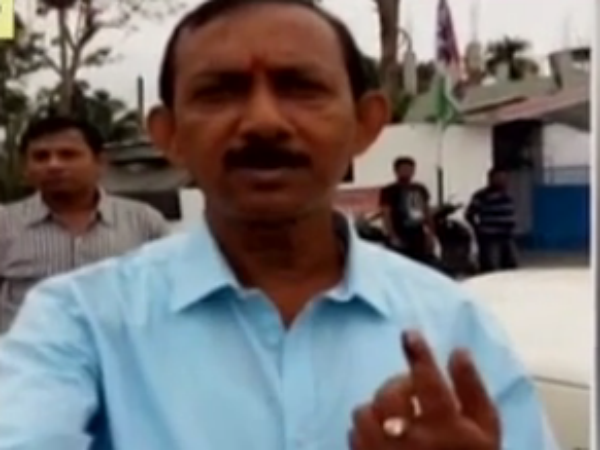 (Live) নির্বাচন : ১১ টা পর্যন্ত ভোট ৩৯.১৯ শতাংশ, দলীয় ব্যাজ পরে ভোট দেওযার অভিযোগ অনুব্রতর বিরুদ্ধে