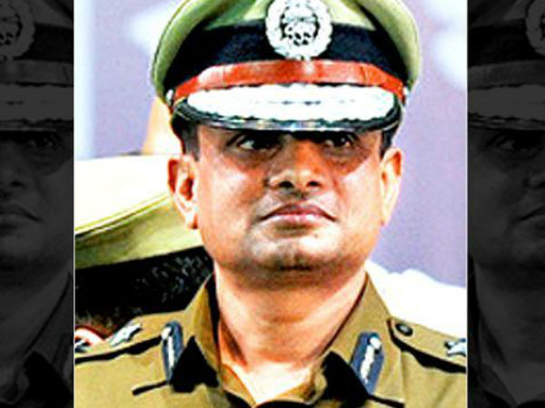 নির্বাচনের মাঝপথে সরানো হল রাজীব কুমারকে, নতুন পুলিশ কমিশনার সৌমেন মিত্র নির্বাচনের মাঝপথে সরানো হল রাজীব কুমারকে, নতুন পুলিশ কমিশনার সৌমেন মিত্র
