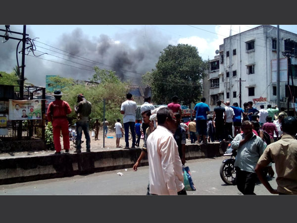 মহারাষ্ট্রের রাসায়নিক কারখানায় বিস্ফোরণ, মৃত ৩, আহত ৫০ মহারাষ্ট্রের রাসায়নিক কারখানায় বিস্ফোরণ, মৃত ৩, আহত ৫০