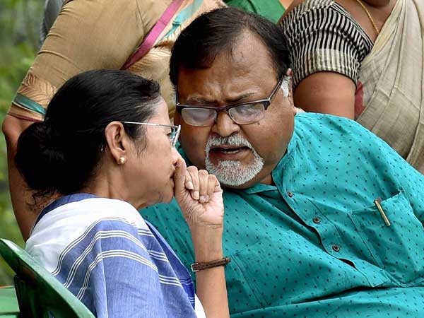  (Live) আজ বাংলার রায়, প্রাথমিক পর্যায়ের গণনায় ১৭০+ আসনে এগিয়ে তৃণমূল, জোট ৬৫+