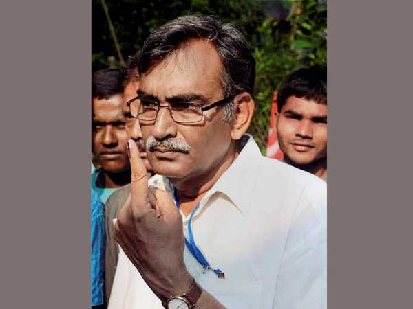  (Live) আজ বাংলার রায়, ২৯৪টি আসনের ভোটগণনা শুরু হল, এগিয়ে রয়েছে তৃণমূস, ঘাড়ে নিঃশ্বাস ফেলছে জোট