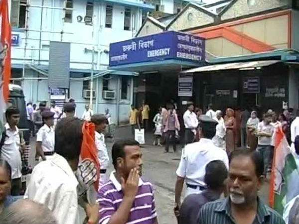 মেডিকেল কলেজে বিক্ষোভ