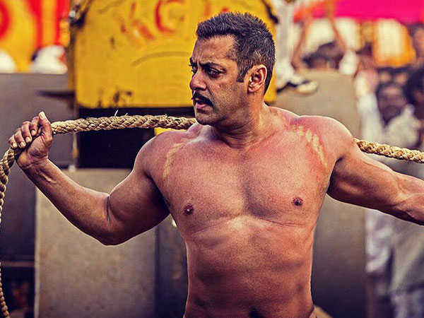 ২০১৬ সালে সিট বুকিংয়ের ক্ষেত্রে সবচেয়ে এগিয়ে