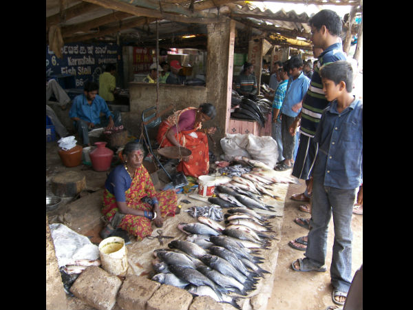 এইচএএল মার্কেট 