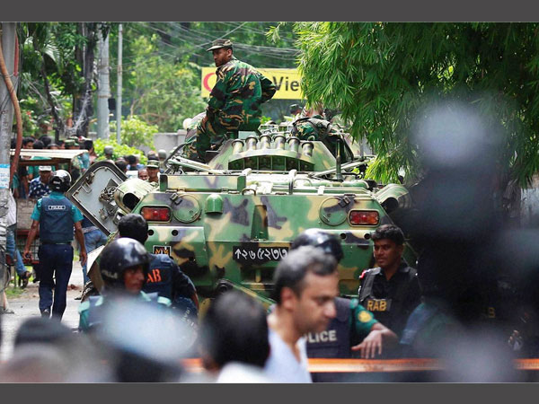 'মুসলিম বাদে বাকীদের মারতে এসেছি', বন্দিদের জানায় জঙ্গিরা 'মুসলিম বাদে বাকীদের মারতে এসেছি', বন্দিদের জানায় জঙ্গিরা