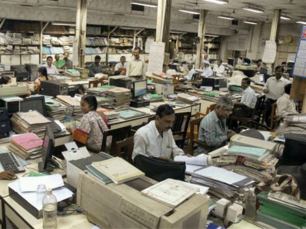 কৃষিক্ষেত্রের বাইরে কর্মসংস্থান বাড়ছে কৃষিক্ষেত্রের বাইরে কর্মসংস্থান বাড়ছে