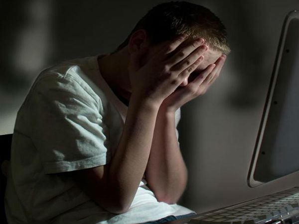 ব্রেক আপের পর মহিলাদের তুলনায় বেশি পুরুষরা অনলাইন হেনস্থার শিকার হন