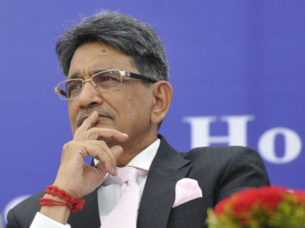 দুর্ভাগ্যজনক দুর্ভাগ্যজনক