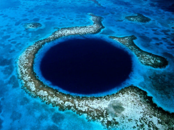 পৃথিবীর গভীরতম 'সিঙ্কহোল'-এর খোঁজ মিলল দক্ষিণ চিন সাগরে! পৃথিবীর গভীরতম 'সিঙ্কহোল'-এর খোঁজ মিলল দক্ষিণ চিন সাগরে!