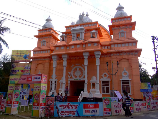 ঘুর্নী তরুন সংঘের মন্ডপ ঘুর্নী তরুন সংঘের মন্ডপ