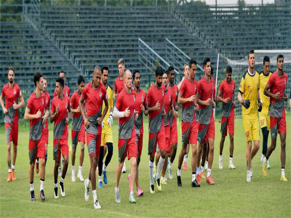 আইএসএল মহারণে আজ মুম্বইয়ের মুখোমুখি কলকাতা আইএসএল মহারণে আজ মুম্বইয়ের মুখোমুখি কলকাতা