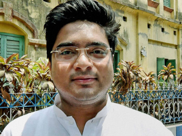 কেন্দ্রের এই ব্যর্থতা তুলে ধরেই একহাত অভিষেকের কেন্দ্রের এই ব্যর্থতা তুলে ধরেই একহাত অভিষেকের