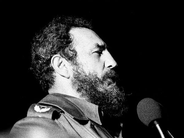 শুধু আদর্শগত কারণে কাস্ত্রোর প্রয়াণে চিনা পত্রিকার শোকপ্রকাশ শুধু আদর্শগত কারণে কাস্ত্রোর প্রয়াণে চিনা পত্রিকার শোকপ্রকাশ