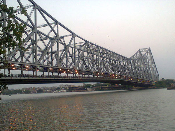 দীর্ঘ ইতাহাসের স্মৃতিচারণ