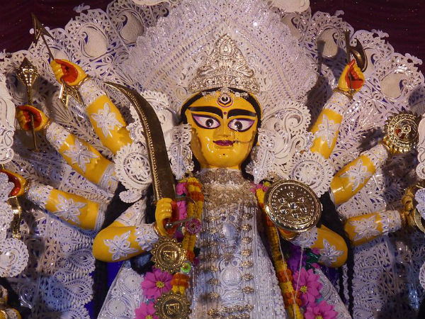 ৩০০-র বেশি দেবদেবীর পুজোই রীতি নবদ্বীপের রাস উৎসবে ৩০০-র বেশি দেবদেবীর পুজোই রীতি নবদ্বীপের রাস উৎসবে