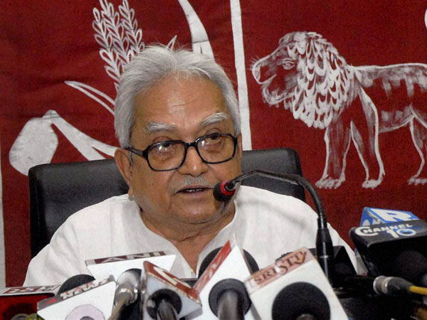 দুর্গতির মুখে বনধ ডাকা, তারপর ভুল স্বীকার, এ রাজ্যে একেবারেই ব্যাকফুটে চলে গেল বামফ্রন্ট দুর্গতির মুখে বনধ ডাকা, তারপর ভুল স্বীকার, এ রাজ্যে একেবারেই ব্যাকফুটে চলে গেল বামফ্রন্ট