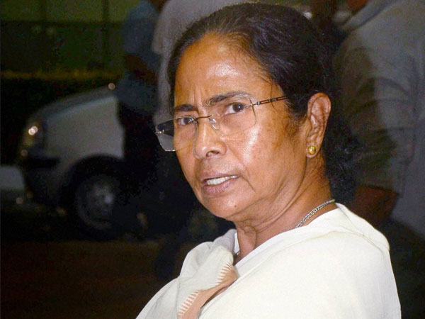 রাজ্যে সেনা মোতায়েন, রাষ্ট্রপতির কাছে নালিশ জানাবে তৃণমূল রাজ্যে সেনা মোতায়েন, রাষ্ট্রপতির কাছে নালিশ জানাবে তৃণমূল