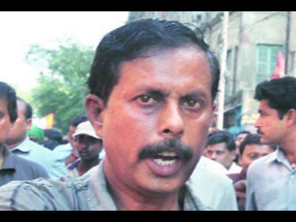 মমতার পাশেই আরাবুল মমতার পাশেই আরাবুল