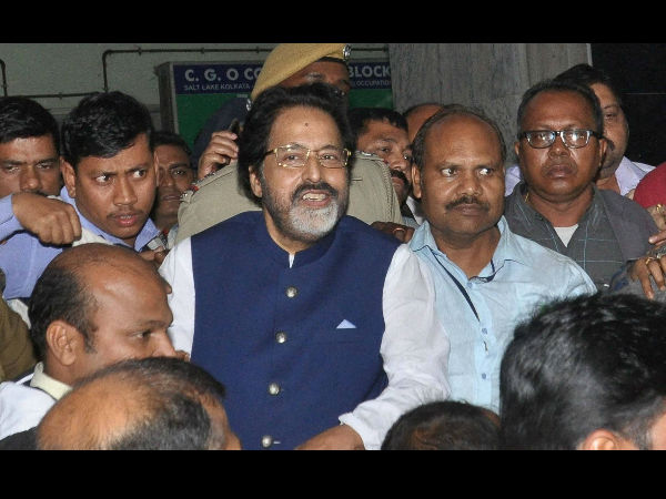 রোজভ্যালি-যোগ প্রমাণে সুদীপের লেখা সুপারিশ-চিঠিই এখন হাতিয়ার সিবিআইয়ের রোজভ্যালি-যোগ প্রমাণে সুদীপের লেখা সুপারিশ-চিঠিই এখন হাতিয়ার সিবিআইয়ের