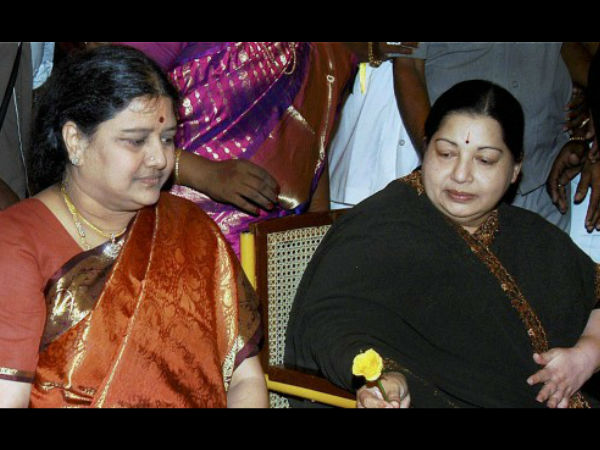 জয়ার সঙ্গে ঘনিষ্ঠতা জয়ার সঙ্গে ঘনিষ্ঠতা