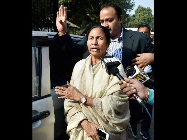 ৯০ থেকে কমে ৪৪, রাজ্য সরকারের অধীনস্থ কর্পোরেশন সঙ্কোচনের সিদ্ধান্ত মমতার ৯০ থেকে কমে ৪৪, রাজ্য সরকারের অধীনস্থ কর্পোরেশন সঙ্কোচনের সিদ্ধান্ত মমতার