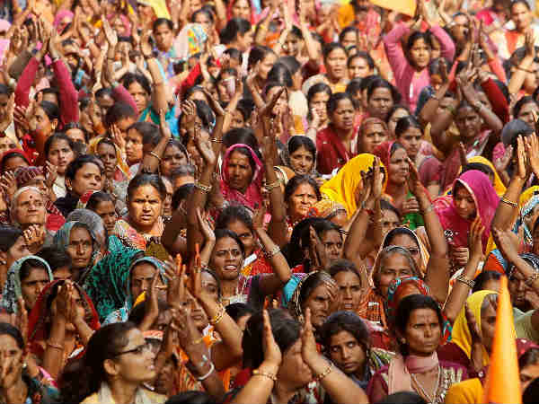 প্রথম তথ্য প্রথম তথ্য