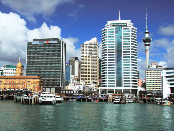 নিউ জিল্যান্ড (৮) 