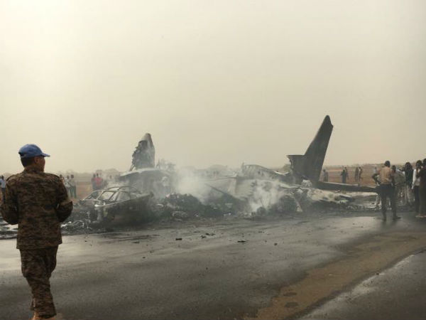 দক্ষিণ সুদানে বিমান দুর্ঘটনা, বহু যাত্রীর মৃত্যুর আশঙ্কা দক্ষিণ সুদানে বিমান দুর্ঘটনা, বহু যাত্রীর মৃত্যুর আশঙ্কা