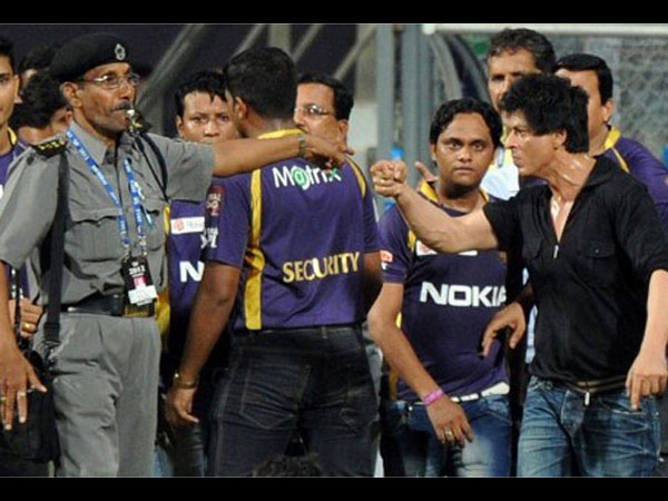 শাহরুখকে ব্যান ওয়াংখেড়েয়