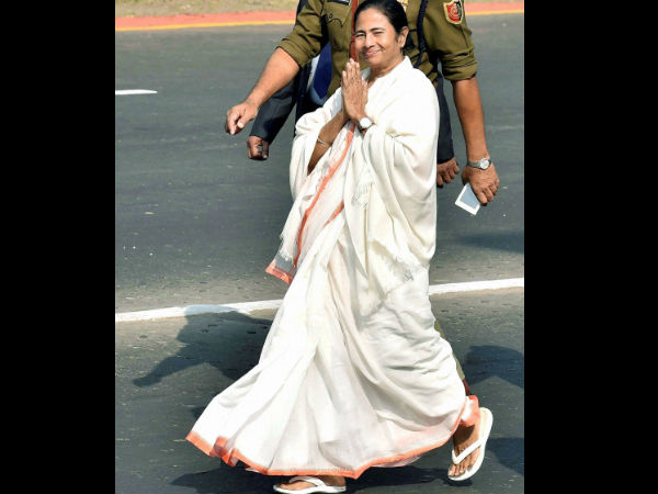 চিনের উৎপাদন শিল্পে পাখির চোখ মমতার, জুনেই যাচ্ছেন বেজিং সফরে চিনের উৎপাদন শিল্পে পাখির চোখ মমতার, জুনেই যাচ্ছেন বেজিং সফরে