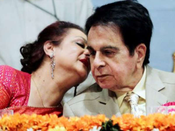 দিলীপ-সায়রা সাক্ষাৎ দিলীপ-সায়রা সাক্ষাৎ