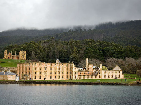 অস্ট্রেলিয়া 