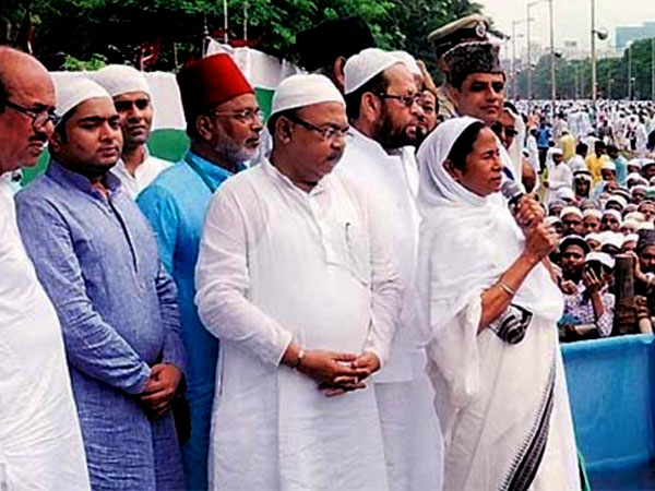 ইদের মঞ্চ থেকে ইদের মঞ্চ থেকে