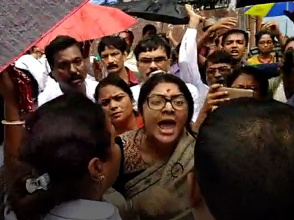 রণক্ষেত্র আরজি কর, দিলীপ- কৈলাসকে ঘিরে বিক্ষোভ তৃণমূলের